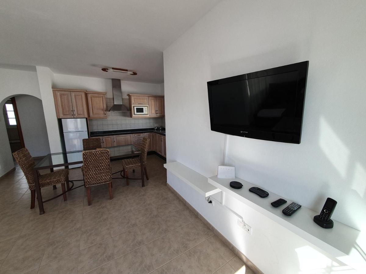 Apartamentos Graciosamar Калета-де-Себо Экстерьер фото